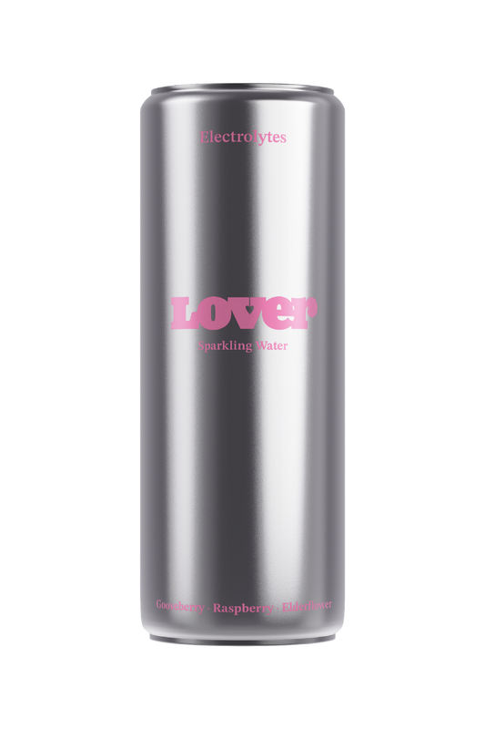 LOVER Berry electrolyte sparkling water with sodium in a 33cl silver aluminum can shown from a front-facing studio view.